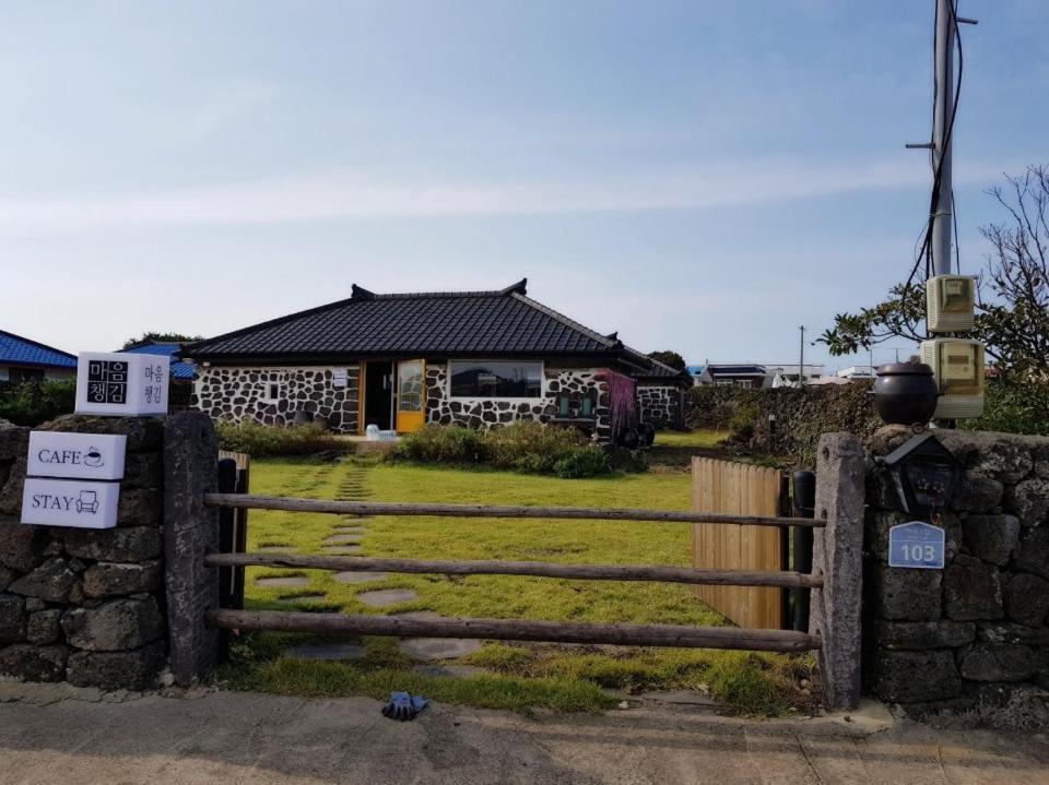Hadori Mindfulness Villa Jeju Exterior photo